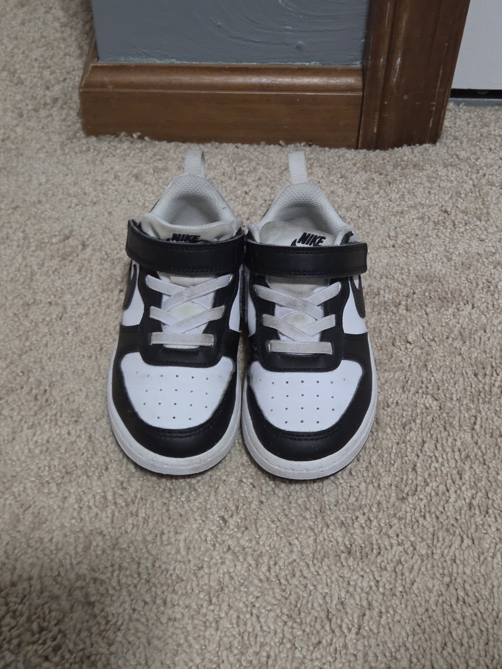 Nike Kids' Black & White Low-Top Sneakers